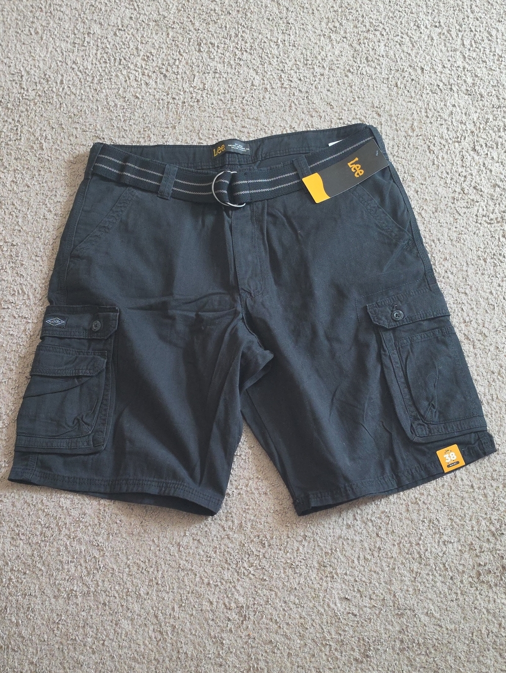 Lee Men’s Black Cargo Shorts with Webbing D-Ring Belt